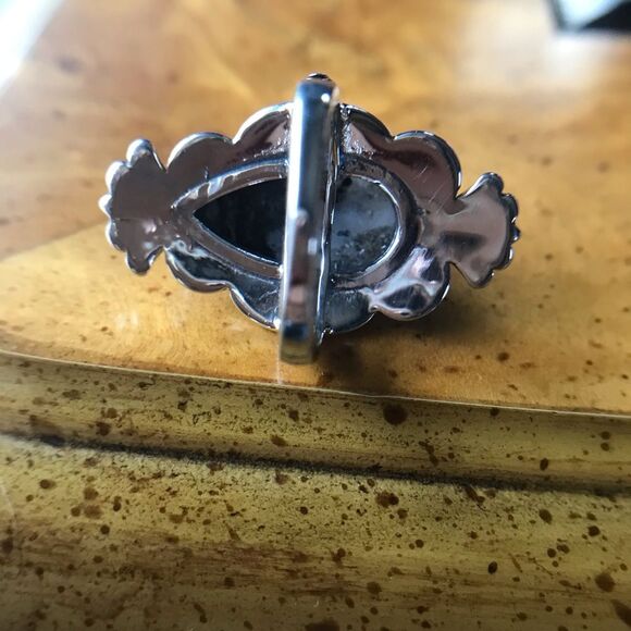 Natural White Buffalo Sterling Silver Ring Size 6 - Picture 8 of 10